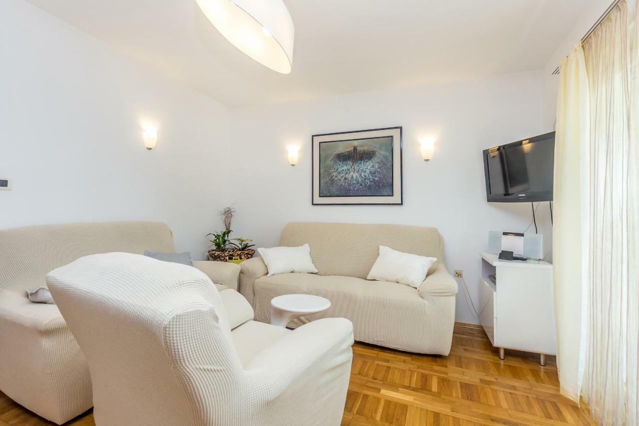 Apartments Marica Skrbčići エクステリア 写真