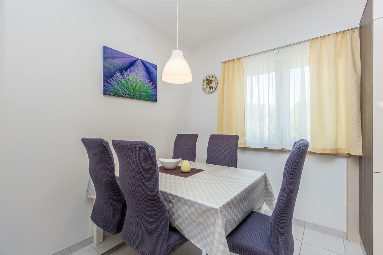 Apartments Marica Skrbčići エクステリア 写真